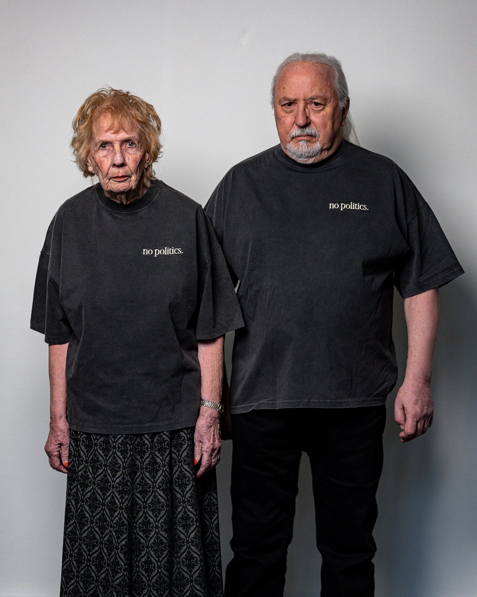 NO POLITICS T-SHIRT VINTAGE BLACK